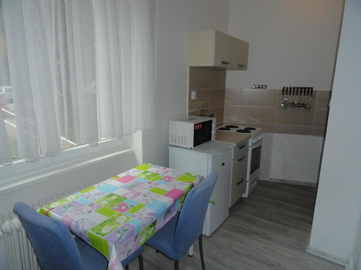 Apartman Sluka Jilemnice Exterior photo